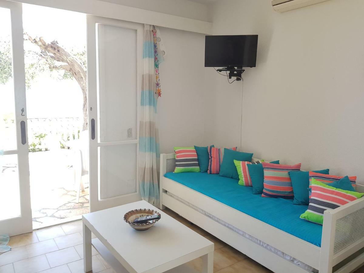Corfu Glyfada Menigos Beach Apartments Exterior foto